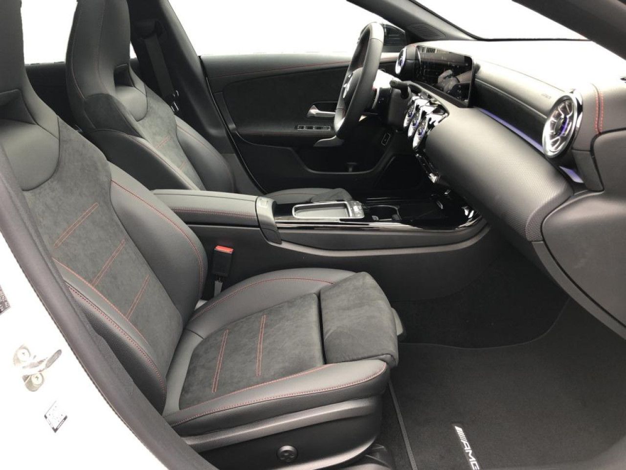 Mercedes-Benz CLA – Bild 3