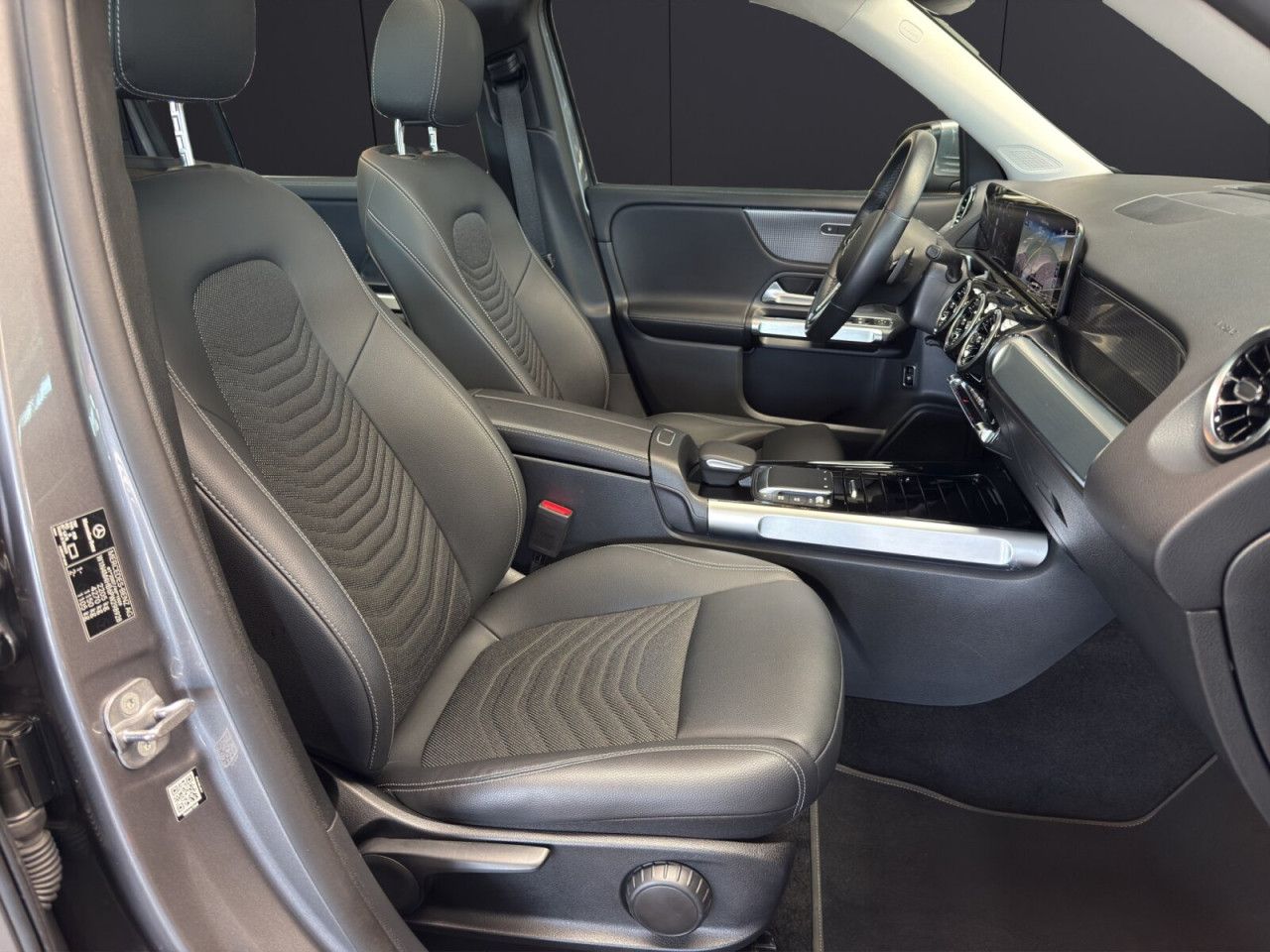 Mercedes-Benz GLB – Bild 16