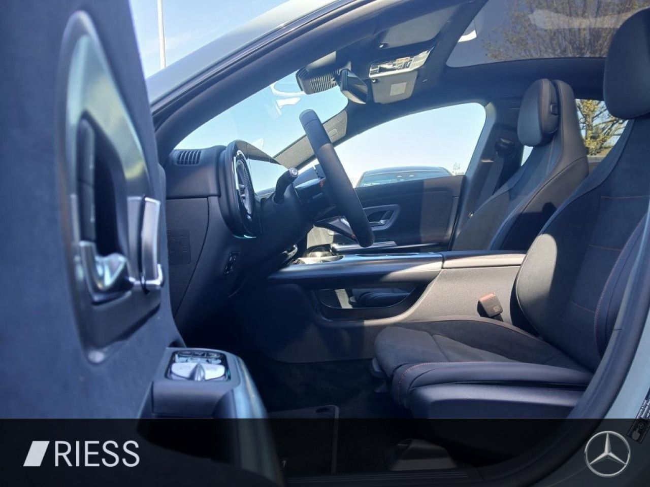 Mercedes-Benz CLA – Bild 2