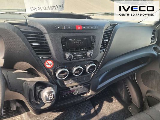 Immagine del veicolo 8 / 9