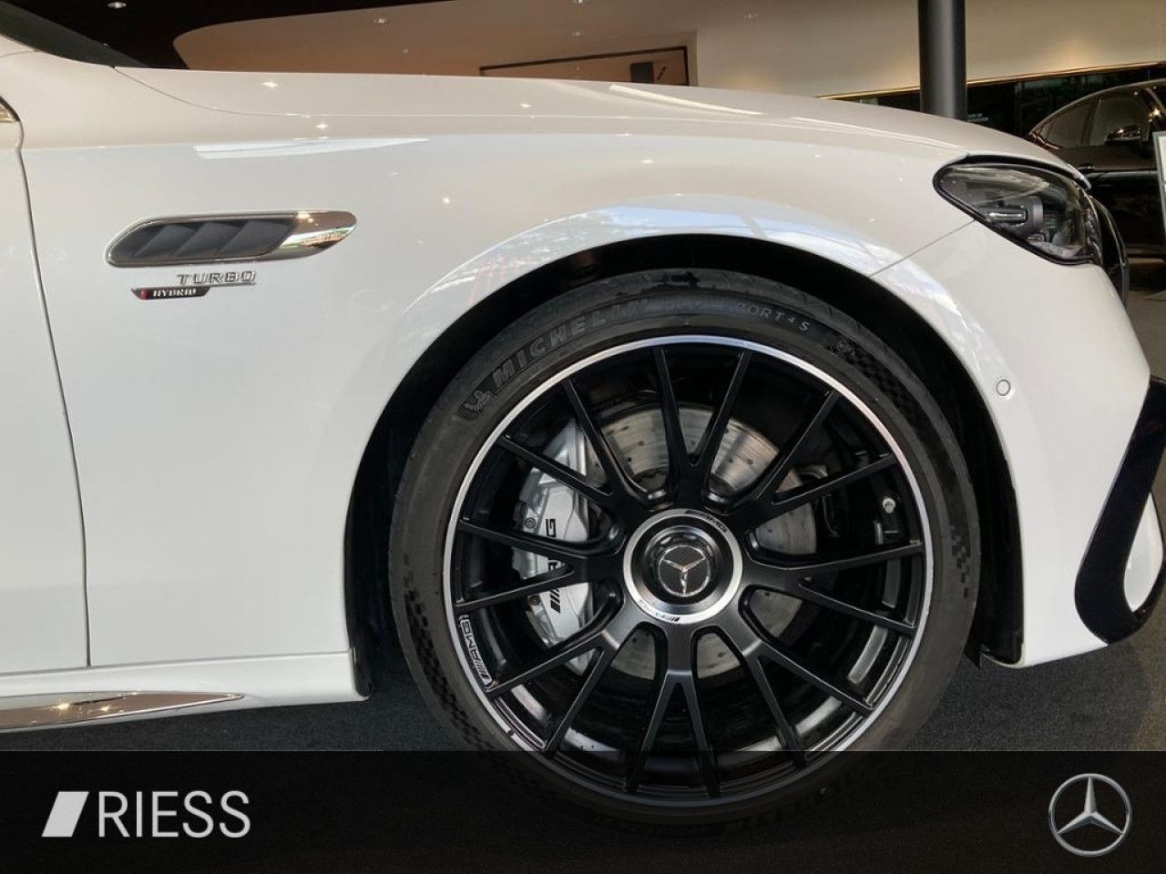 Mercedes-Benz E-Klasse – Bild 20