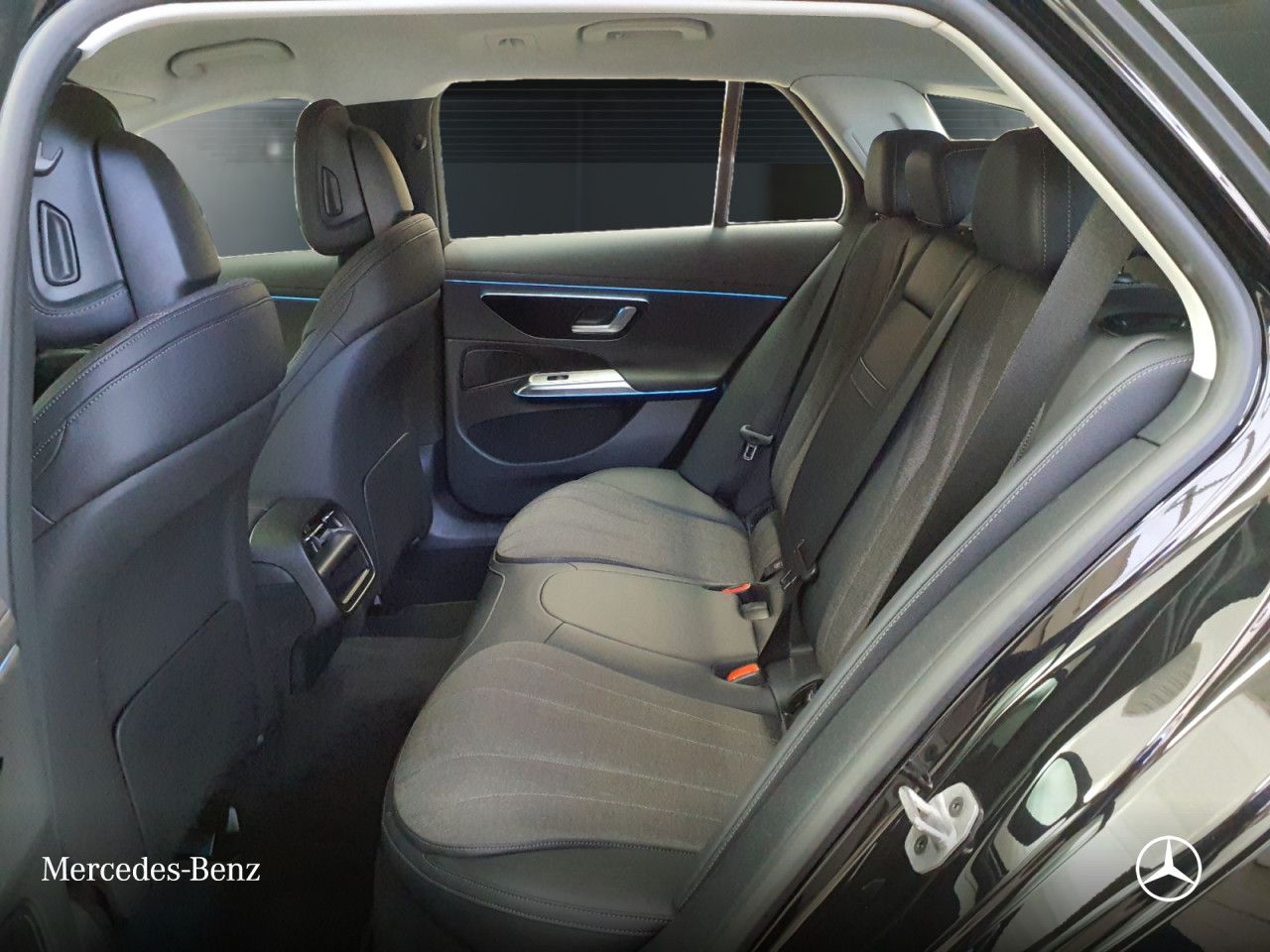 Mercedes-Benz E-Klasse – Bild 15