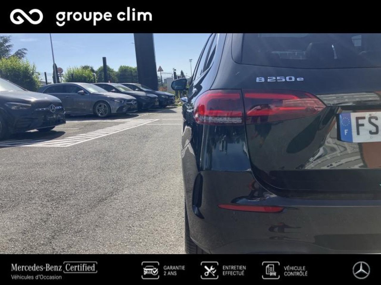 Photo du v&eacute;hicule 9 / 18