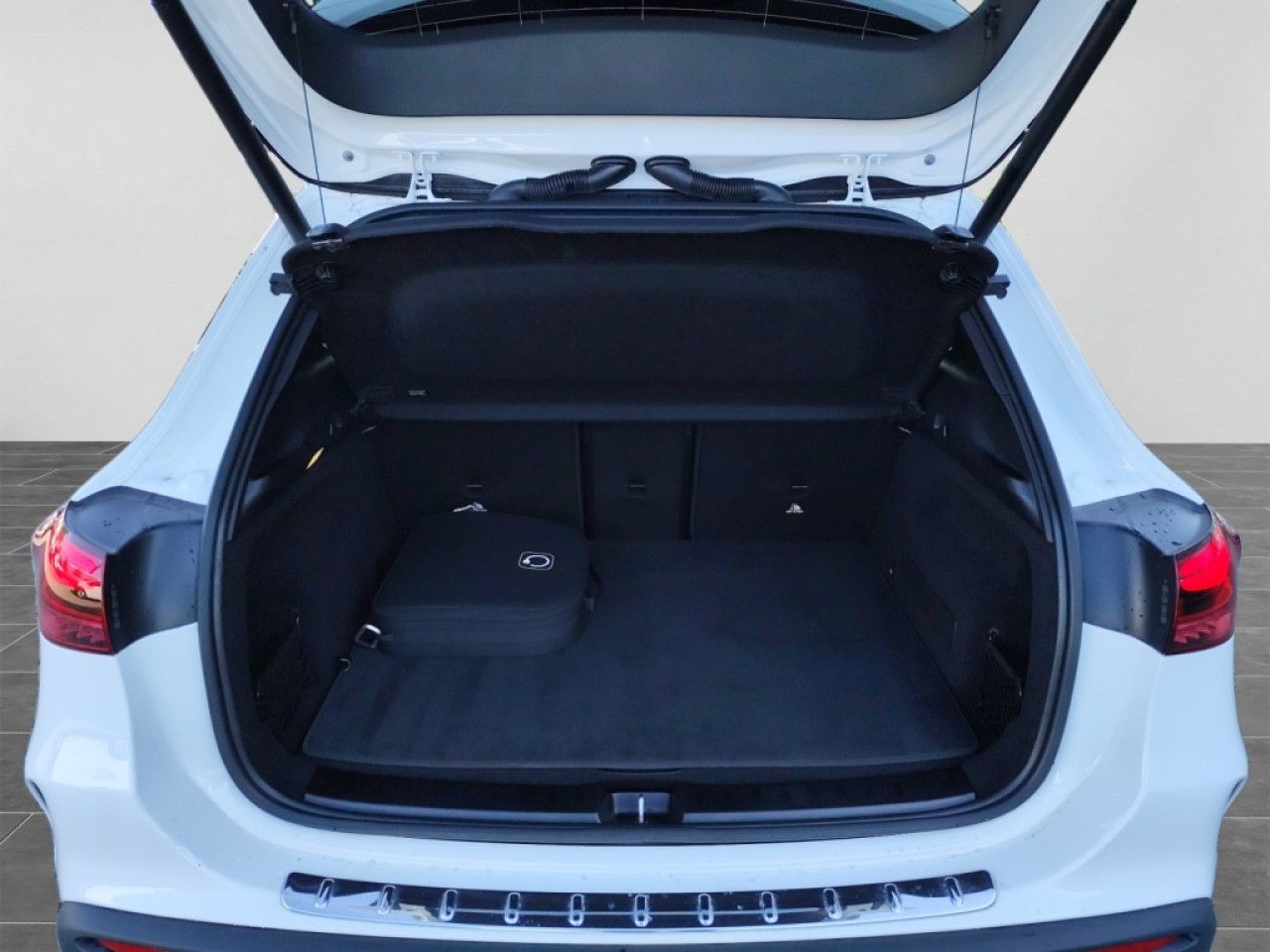 Mercedes-Benz EQA – Bild 16