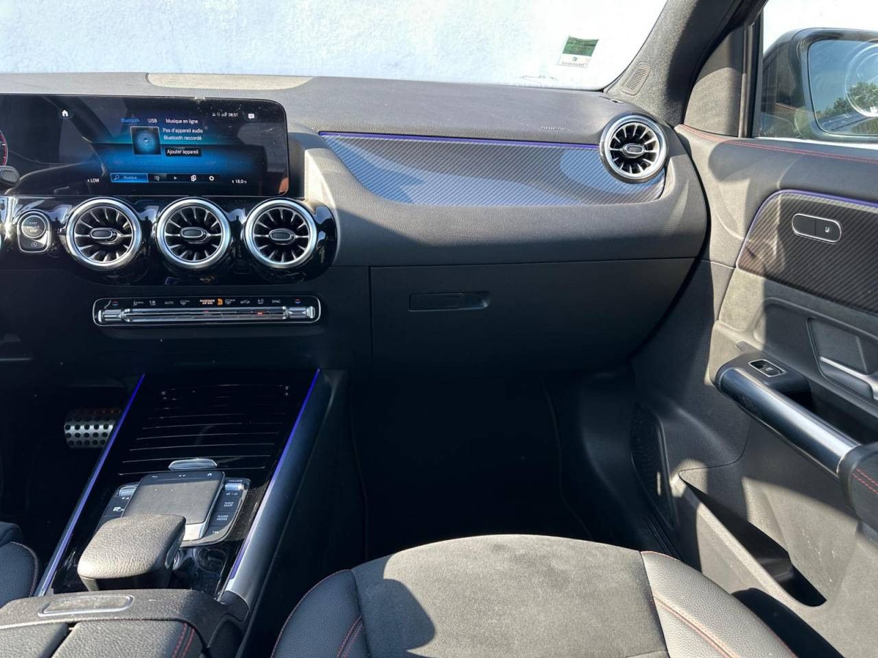 Photo du v&eacute;hicule 14 / 18