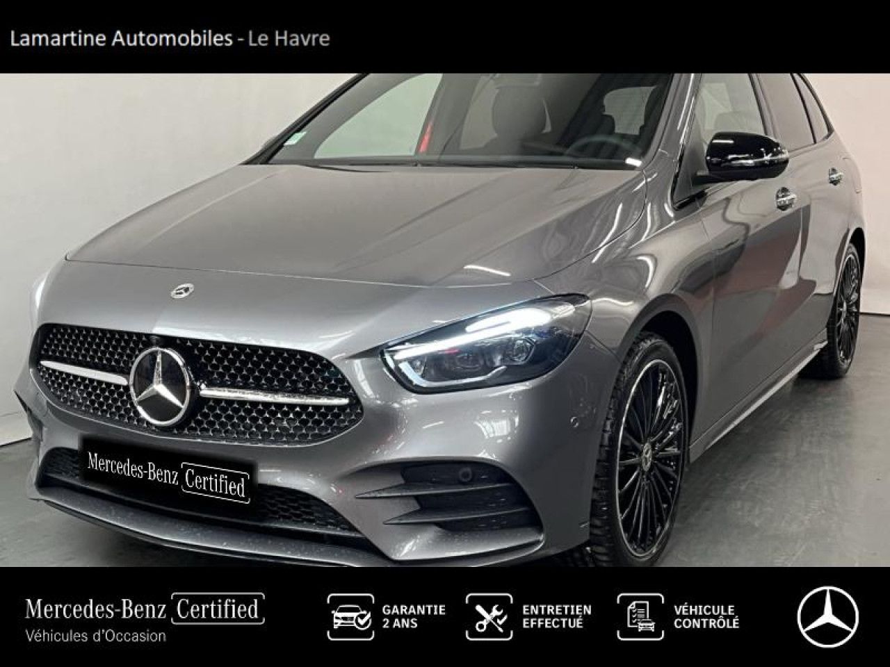 Photo du v&eacute;hicule 1 / 18