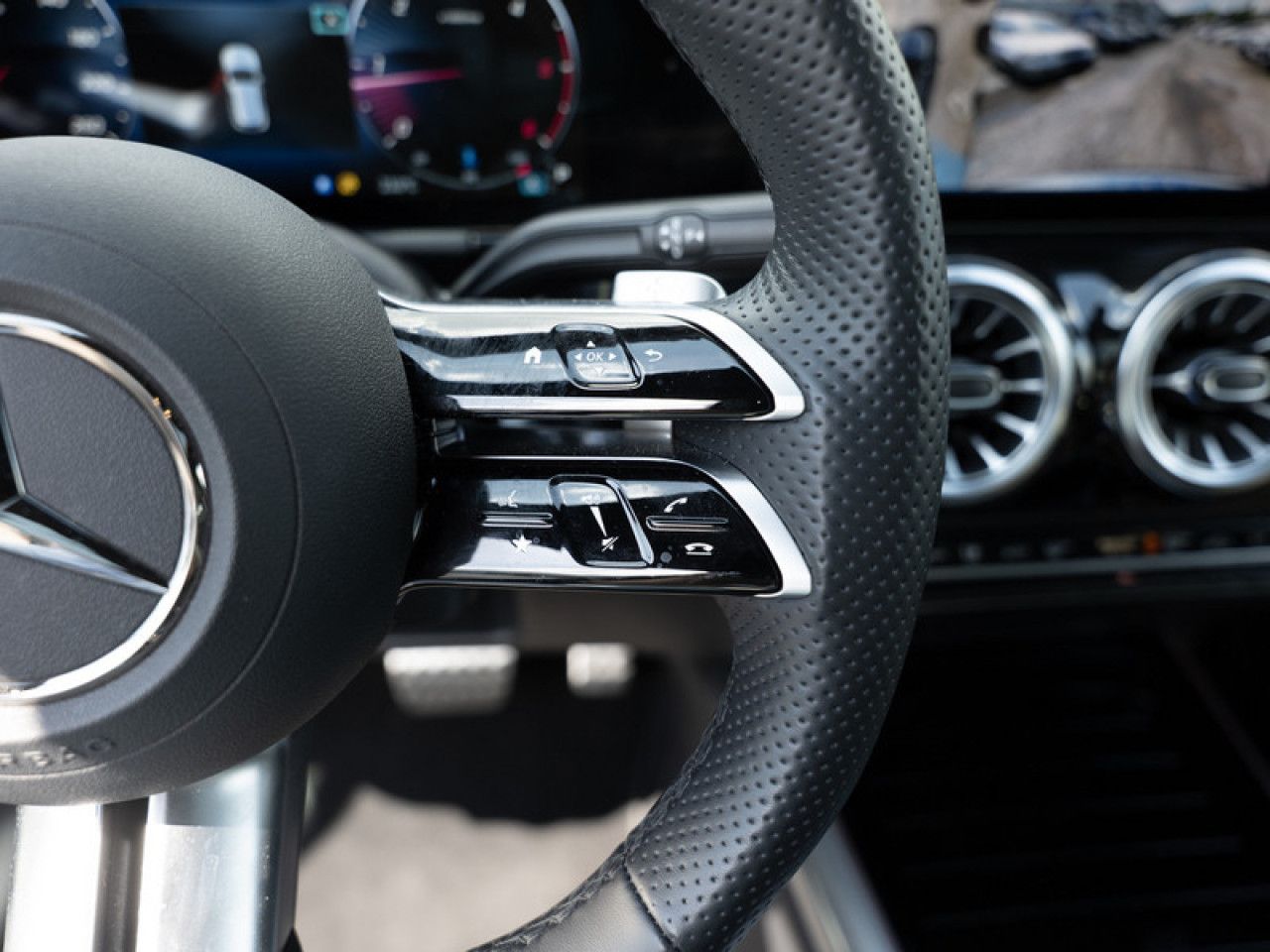Mercedes-Benz GLA – Bild 17