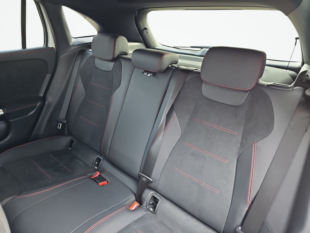 Zdjęcie pojazdu 12 / 16