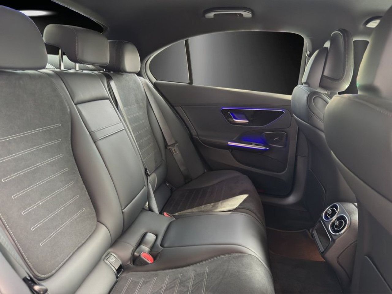 Mercedes-Benz C-Klasse – Bild 12