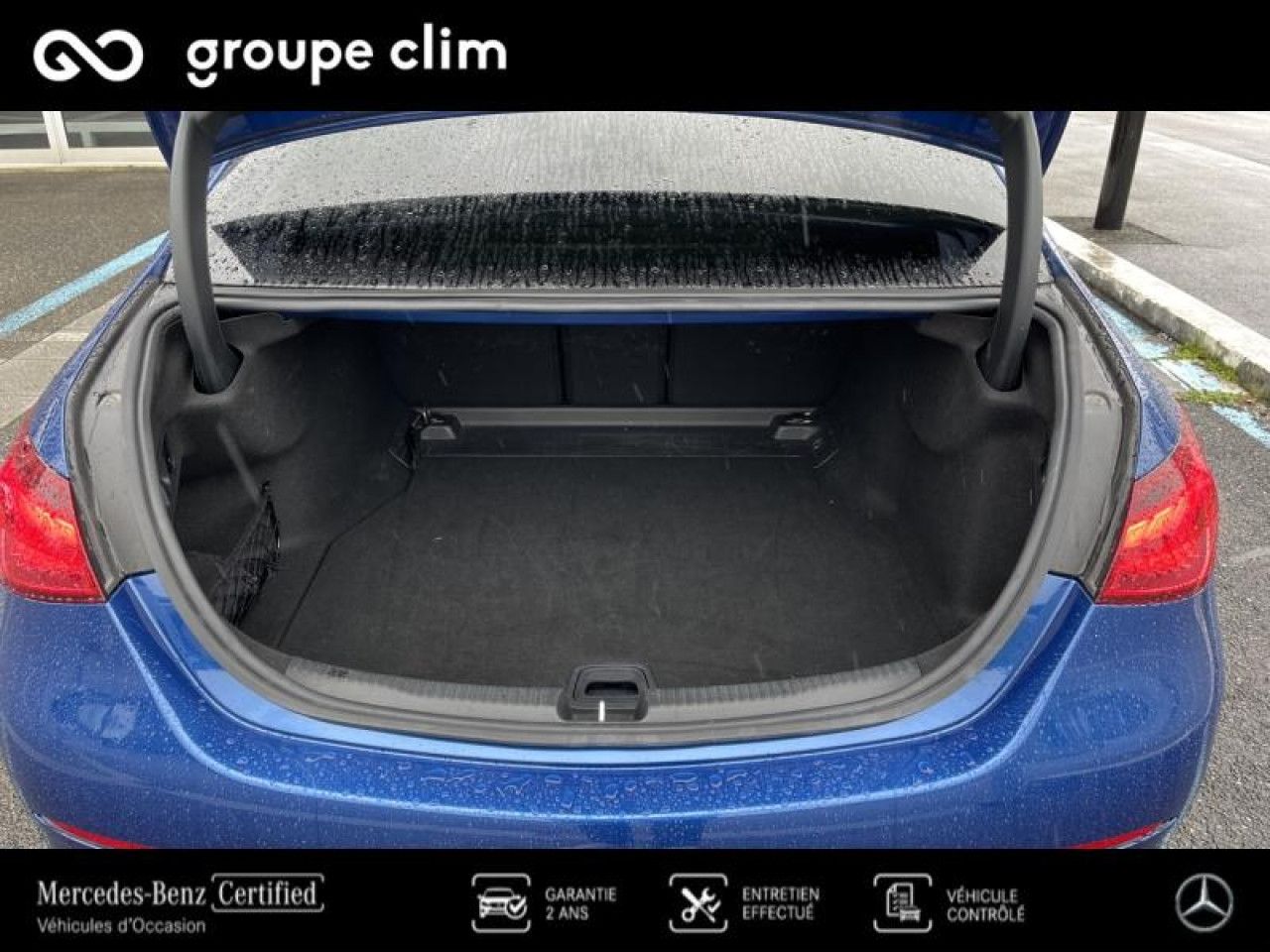 Photo du v&eacute;hicule 16 / 18