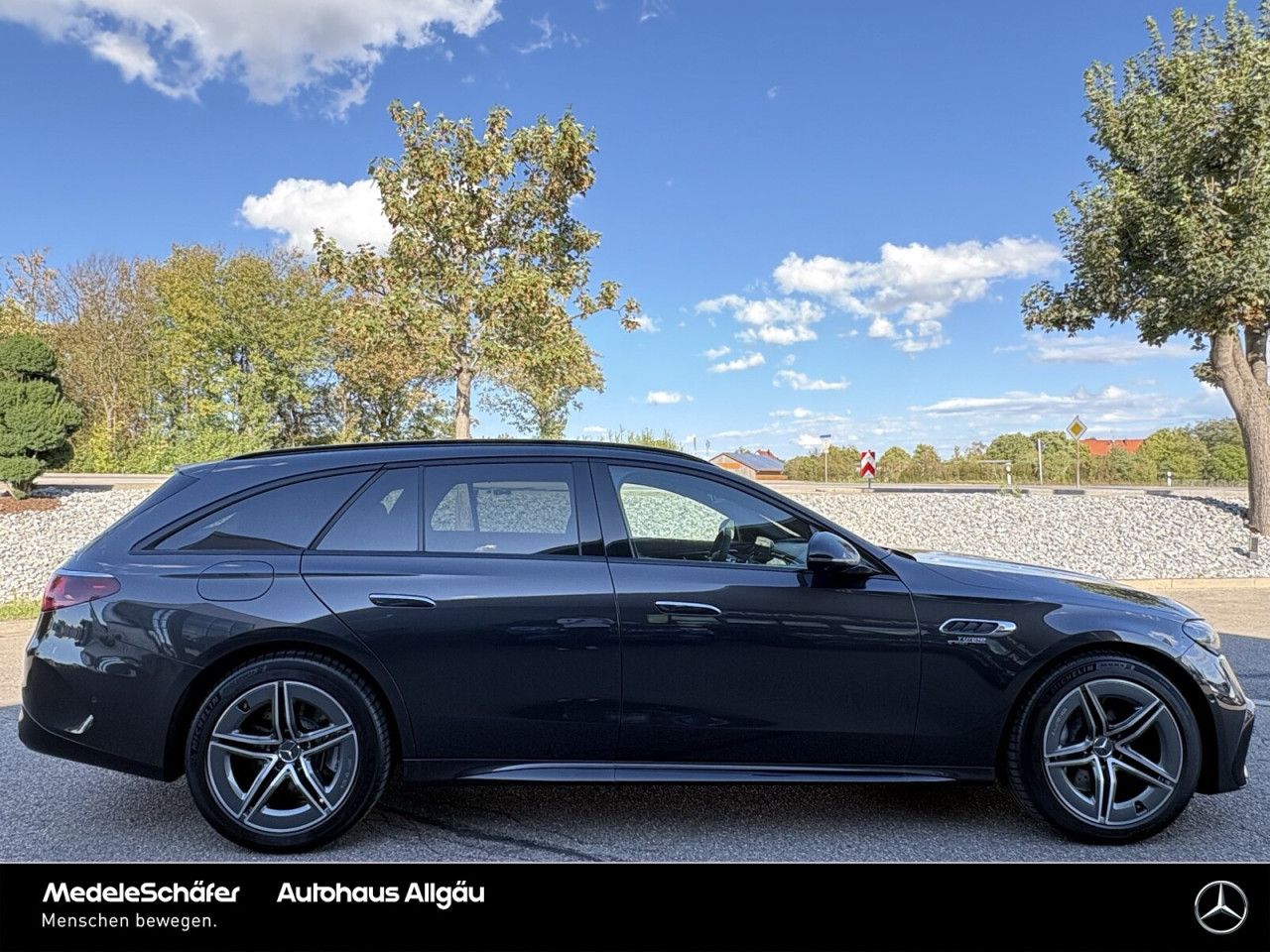 Mercedes-Benz E-Klasse – Bild 8