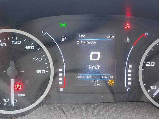 Vehicle image 7 / 8