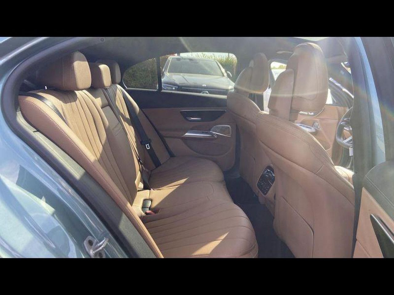 Photo du v&eacute;hicule 11 / 18