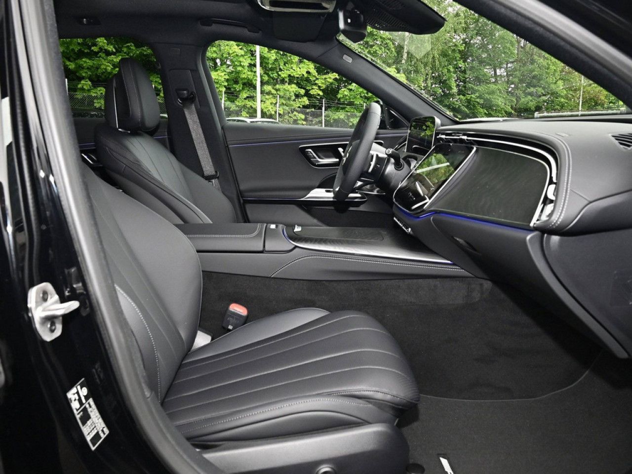 Mercedes-Benz E-Klasse – Bild 2