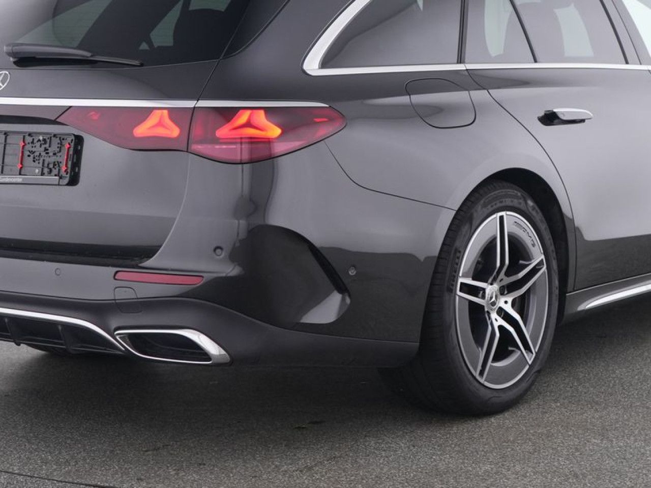 Mercedes-Benz E-Klasse – Bild 4