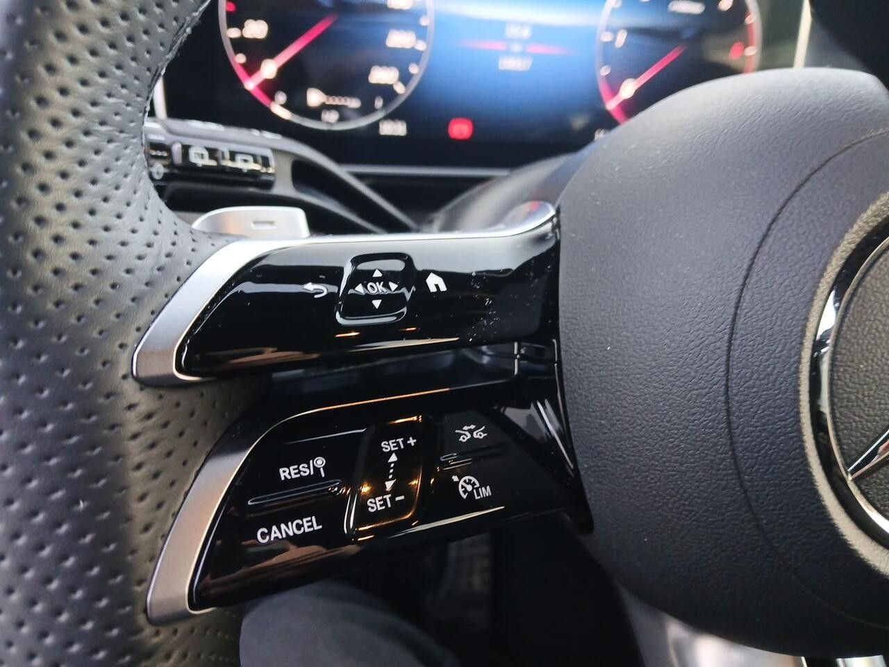 Zdjęcie pojazdu 21 / 23