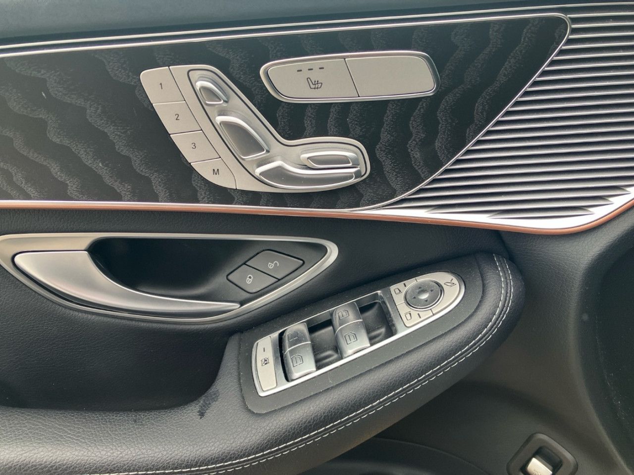 Fahrzeugbild 16 / 21