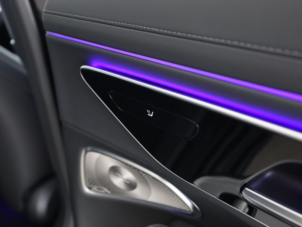 Mercedes-Benz E-Klasse – Bild 25