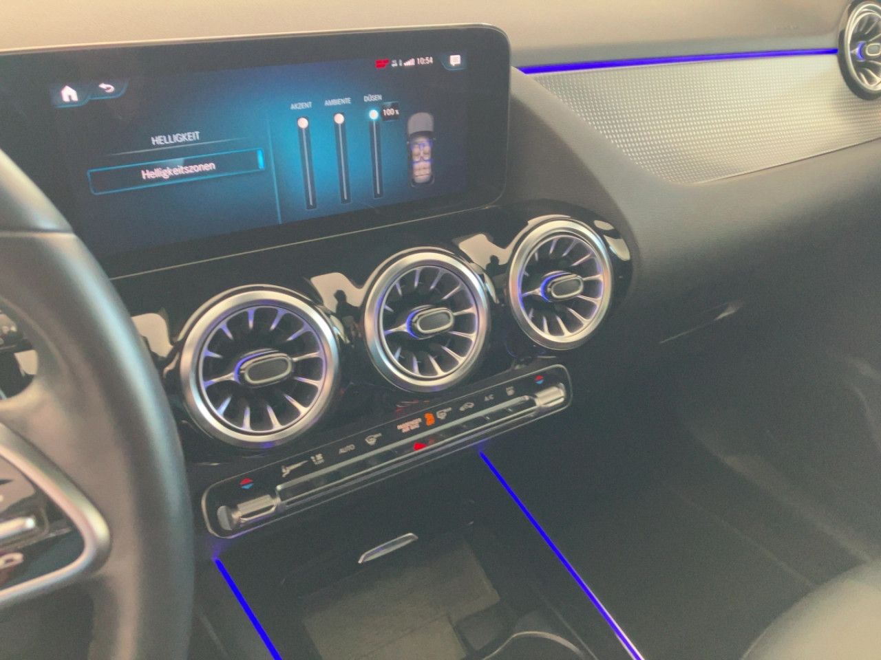 Mercedes-Benz EQA – Bild 17