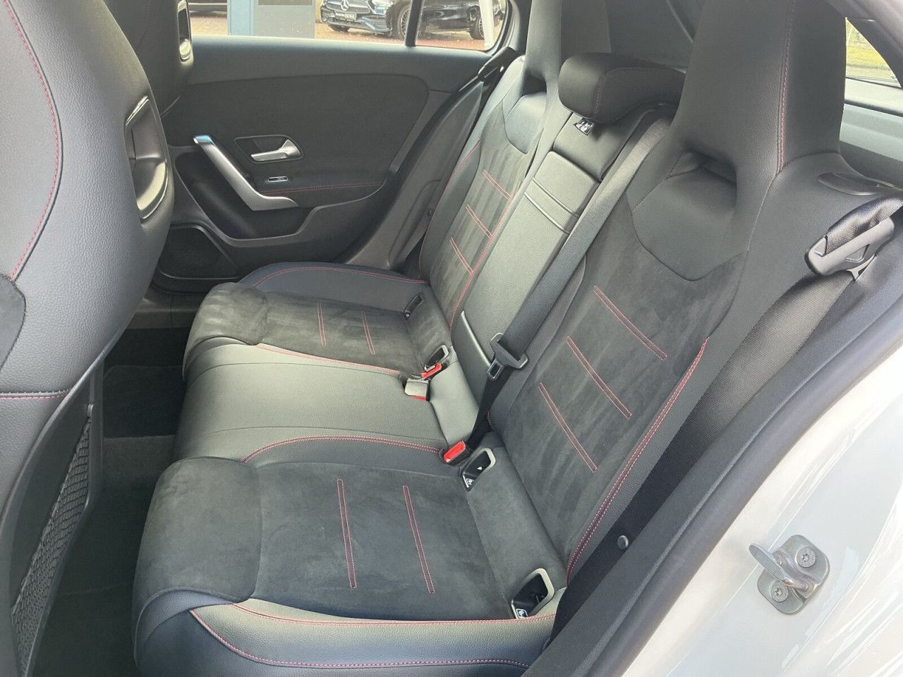 Mercedes-Benz A-Klasse – Bild 17