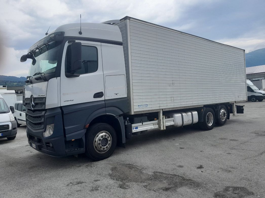 Mercedes-Benz | ACTROS 2542