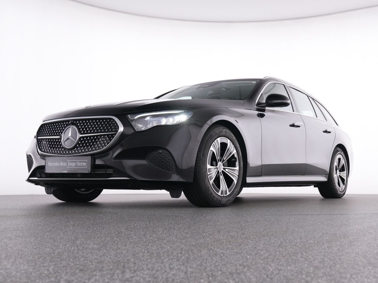 Mercedes-Benz E-Klasse – Bild 6