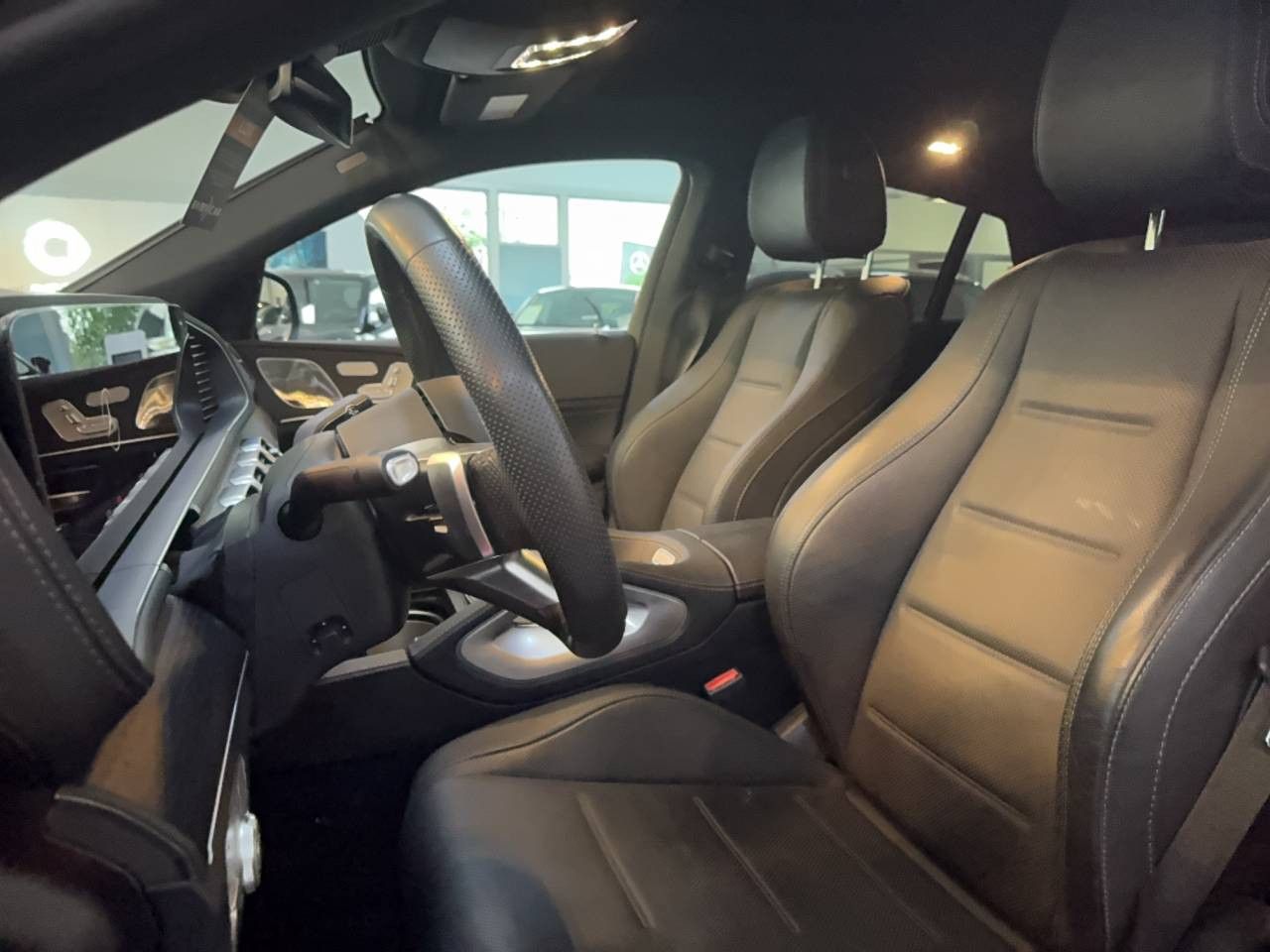 Photo du v&eacute;hicule 5 / 18