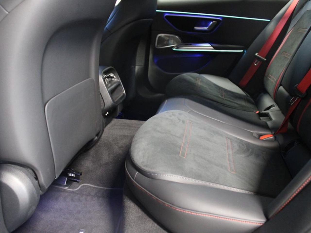 Fahrzeugbild 11 / 15