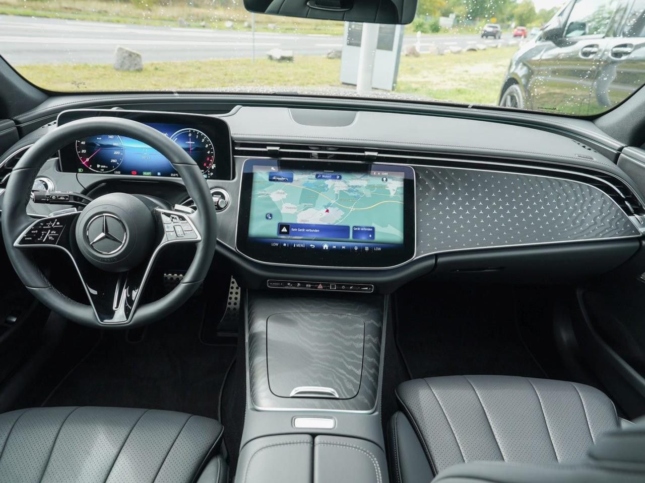Mercedes-Benz E-Klasse – Bild 12
