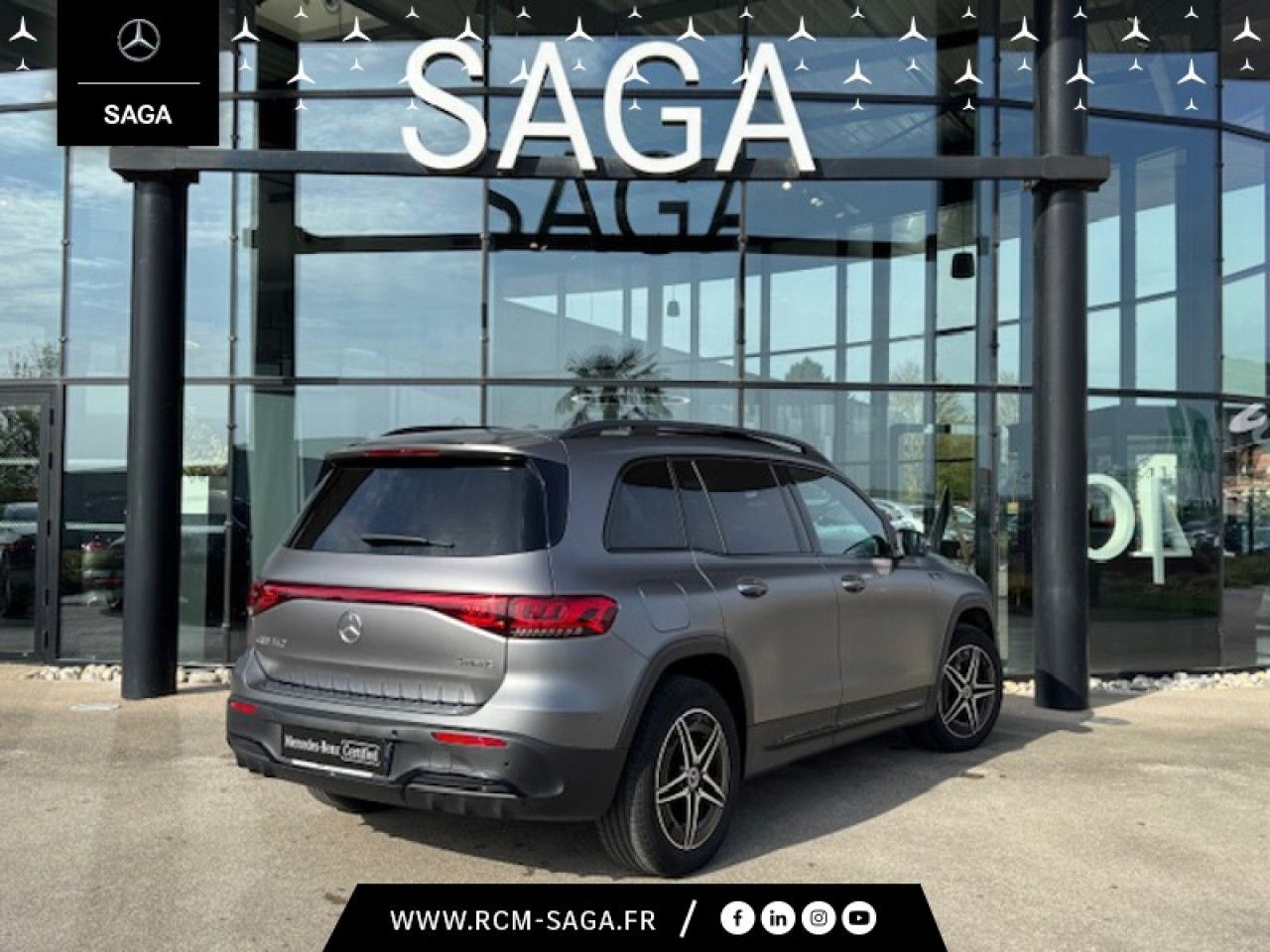 Photo du v&eacute;hicule 2 / 18