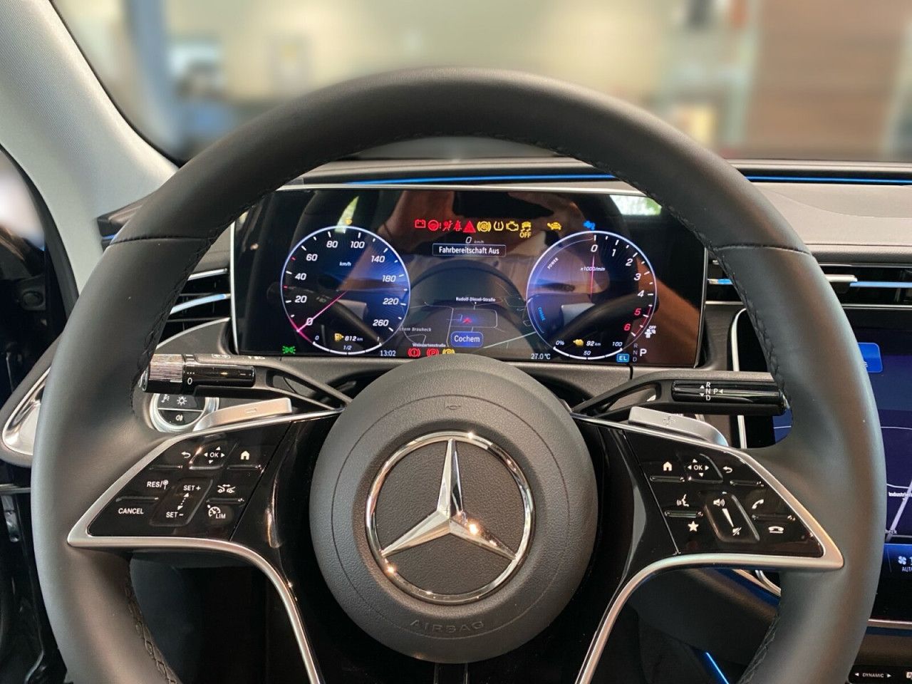 Mercedes-Benz E-Klasse – Bild 8