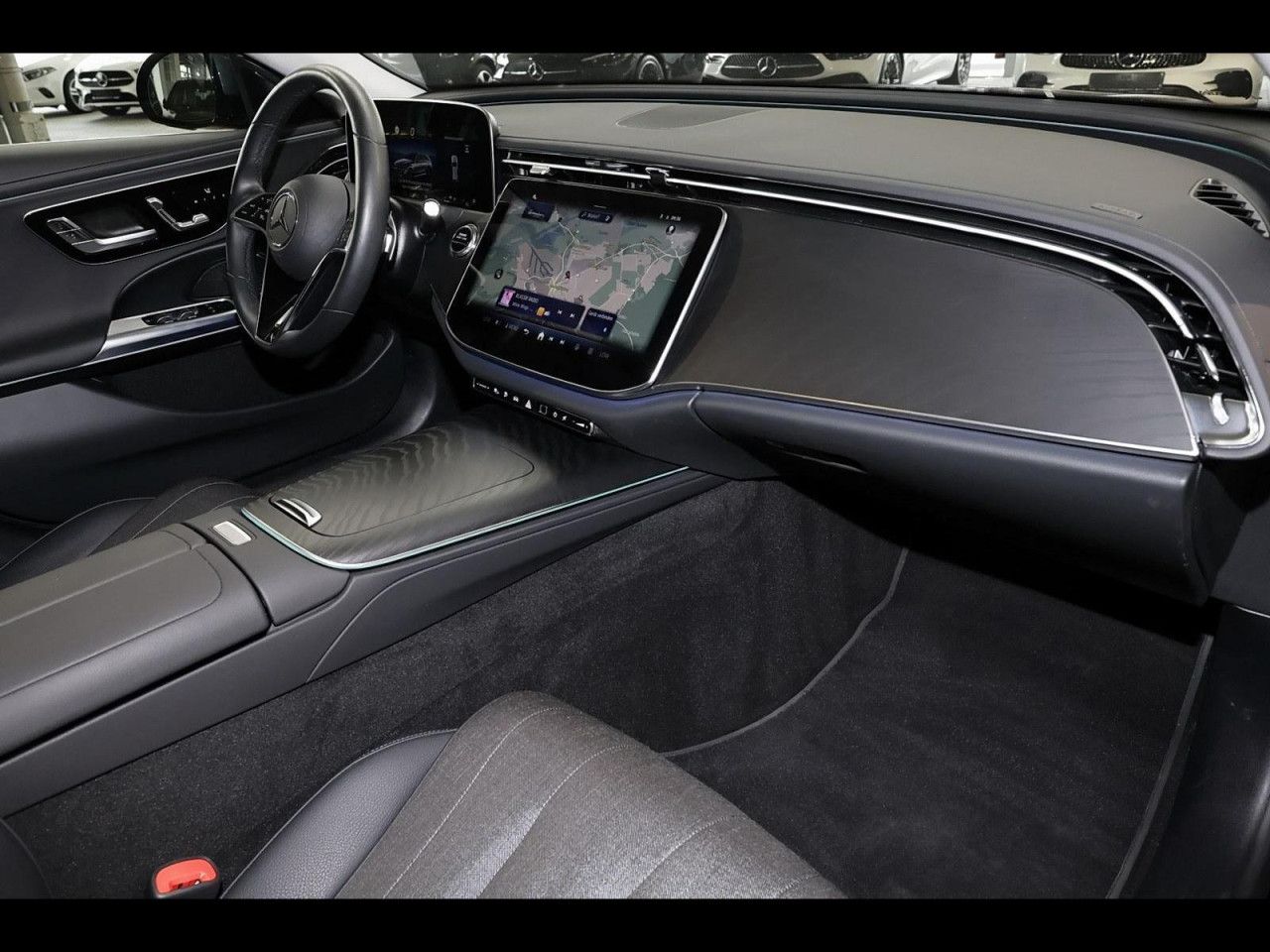 Mercedes-Benz E-Klasse – Bild 8