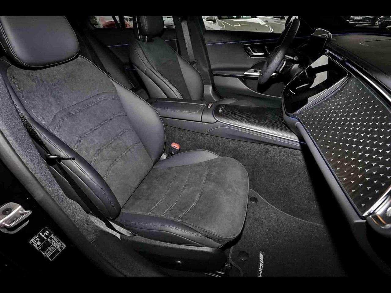 Mercedes-Benz E-Klasse – Bild 4