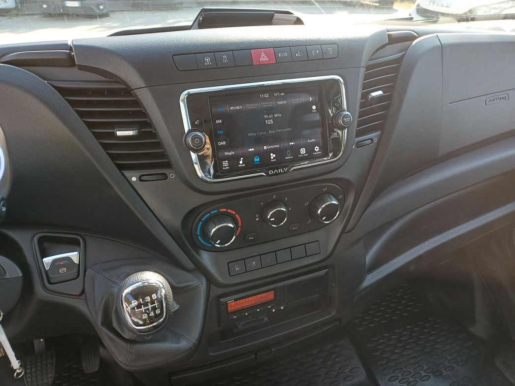 IVECO | BOX+SPONDA