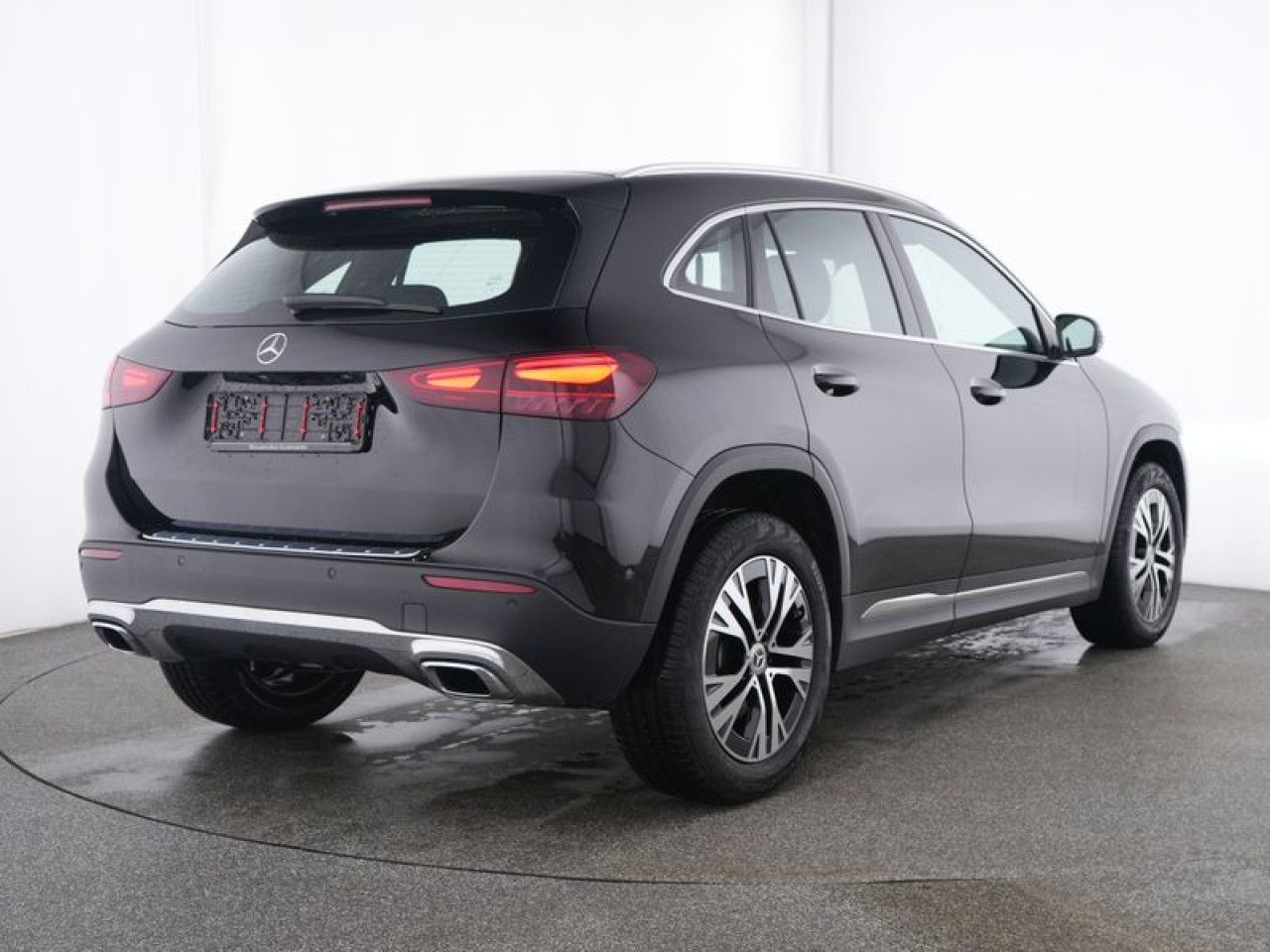 Mercedes-Benz GLA – Bild 2