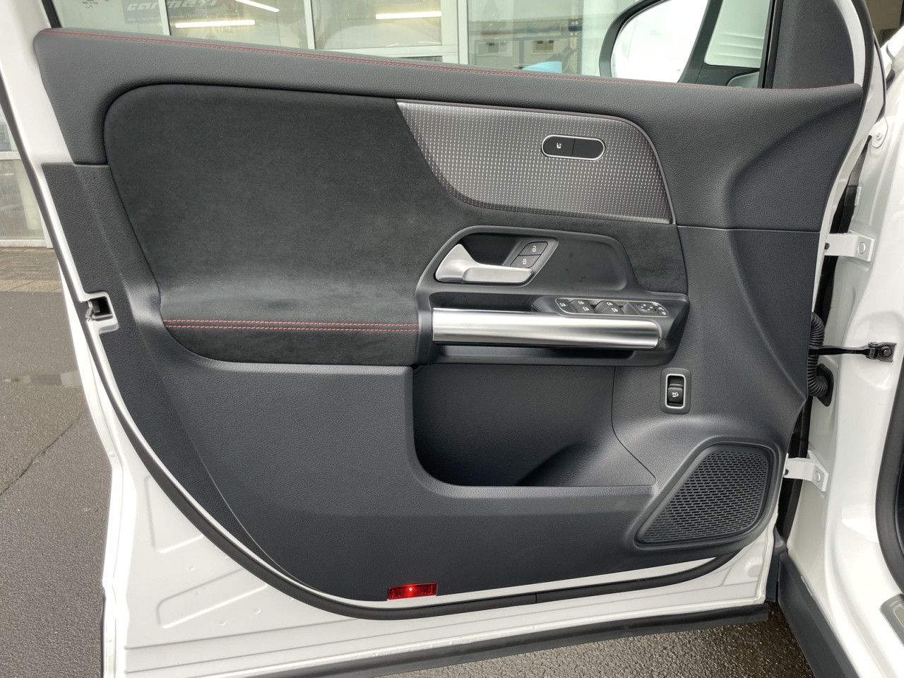 Fahrzeugbild 17 / 25