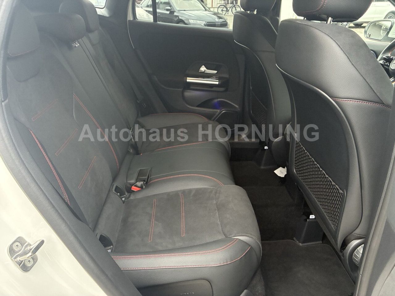 Fahrzeugbild 18 / 24