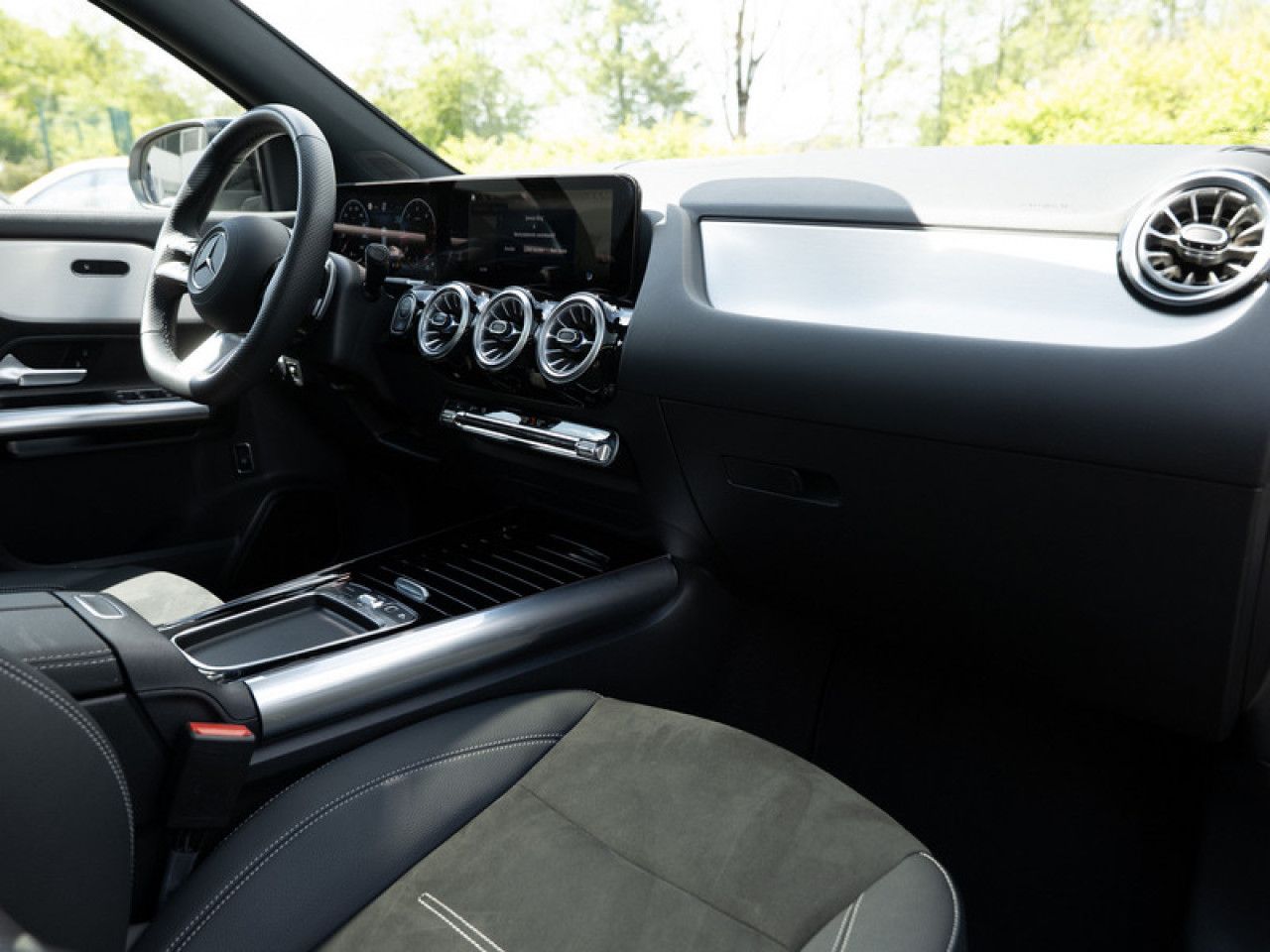 Mercedes-Benz GLA – Bild 2
