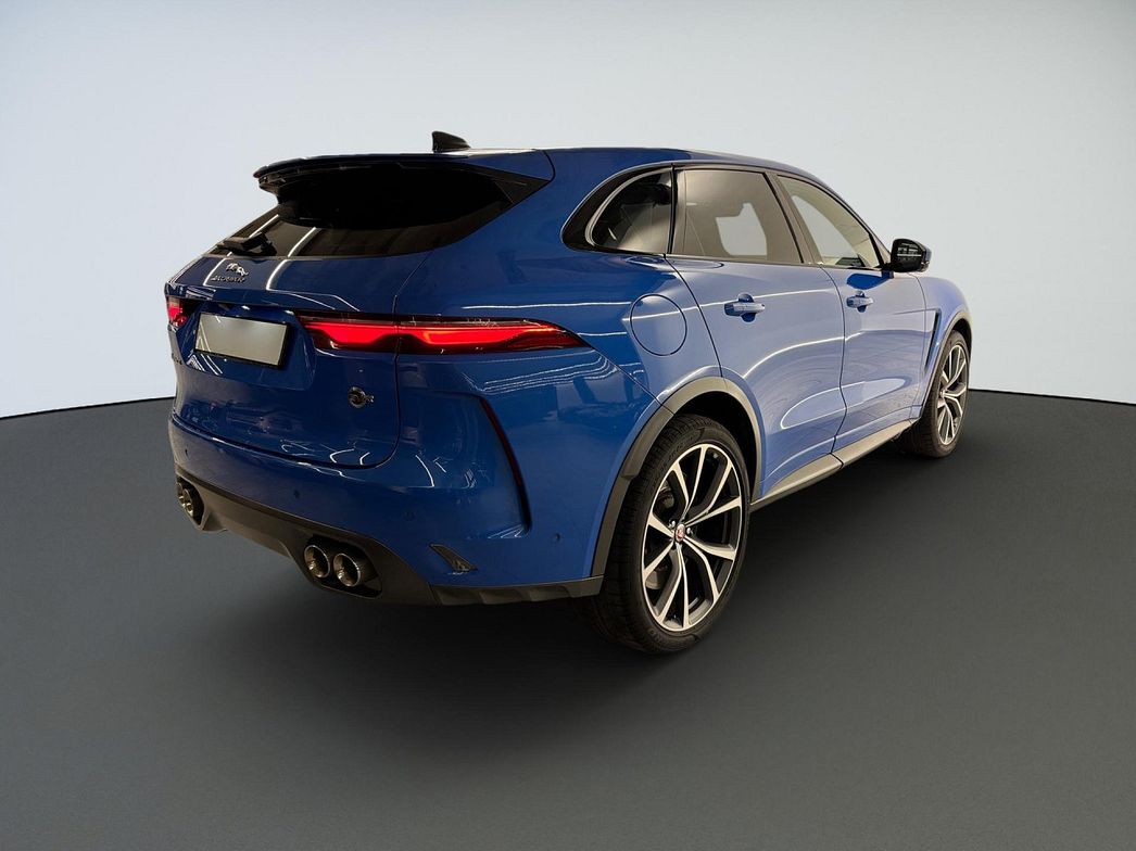 Jaguar | F-Pace P550 AWD SVR