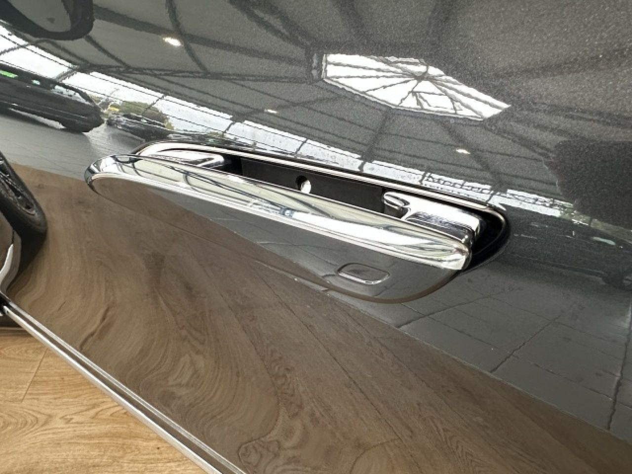 Mercedes-Benz EQE – Bild 15