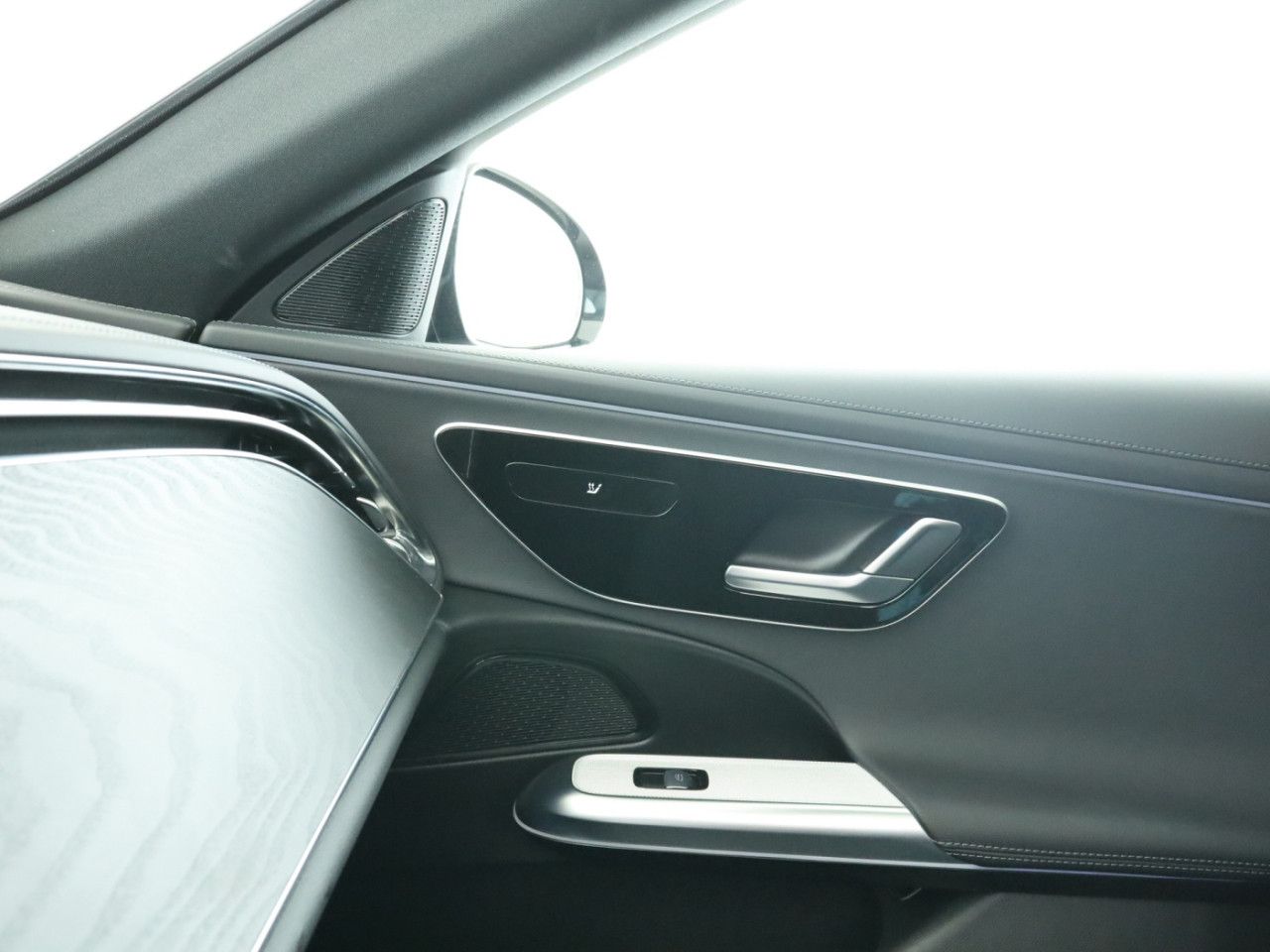 Mercedes-Benz E-Klasse – Bild 16
