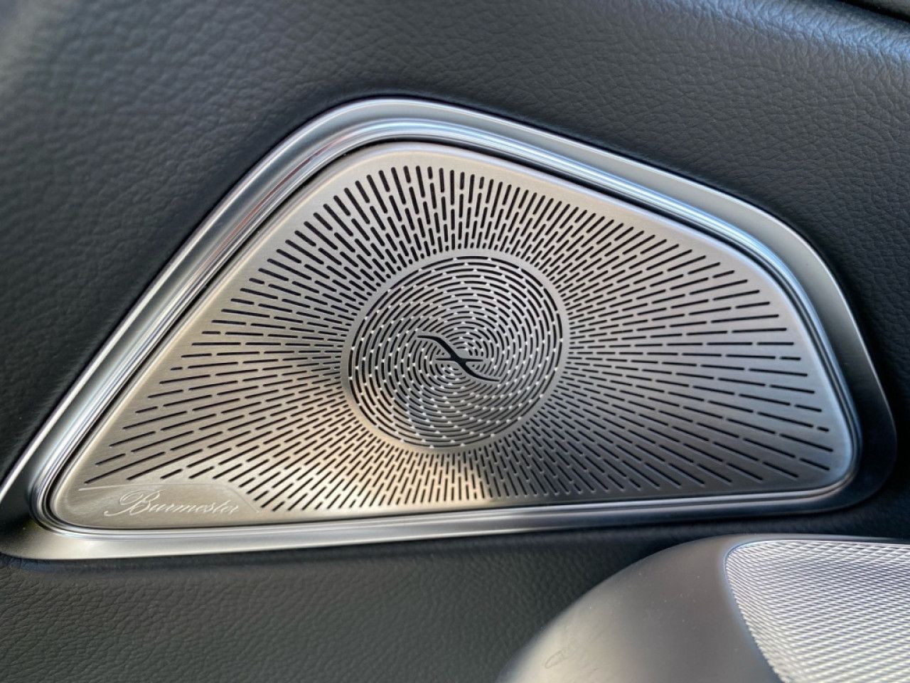 Mercedes-Benz E-Klasse – Bild 21