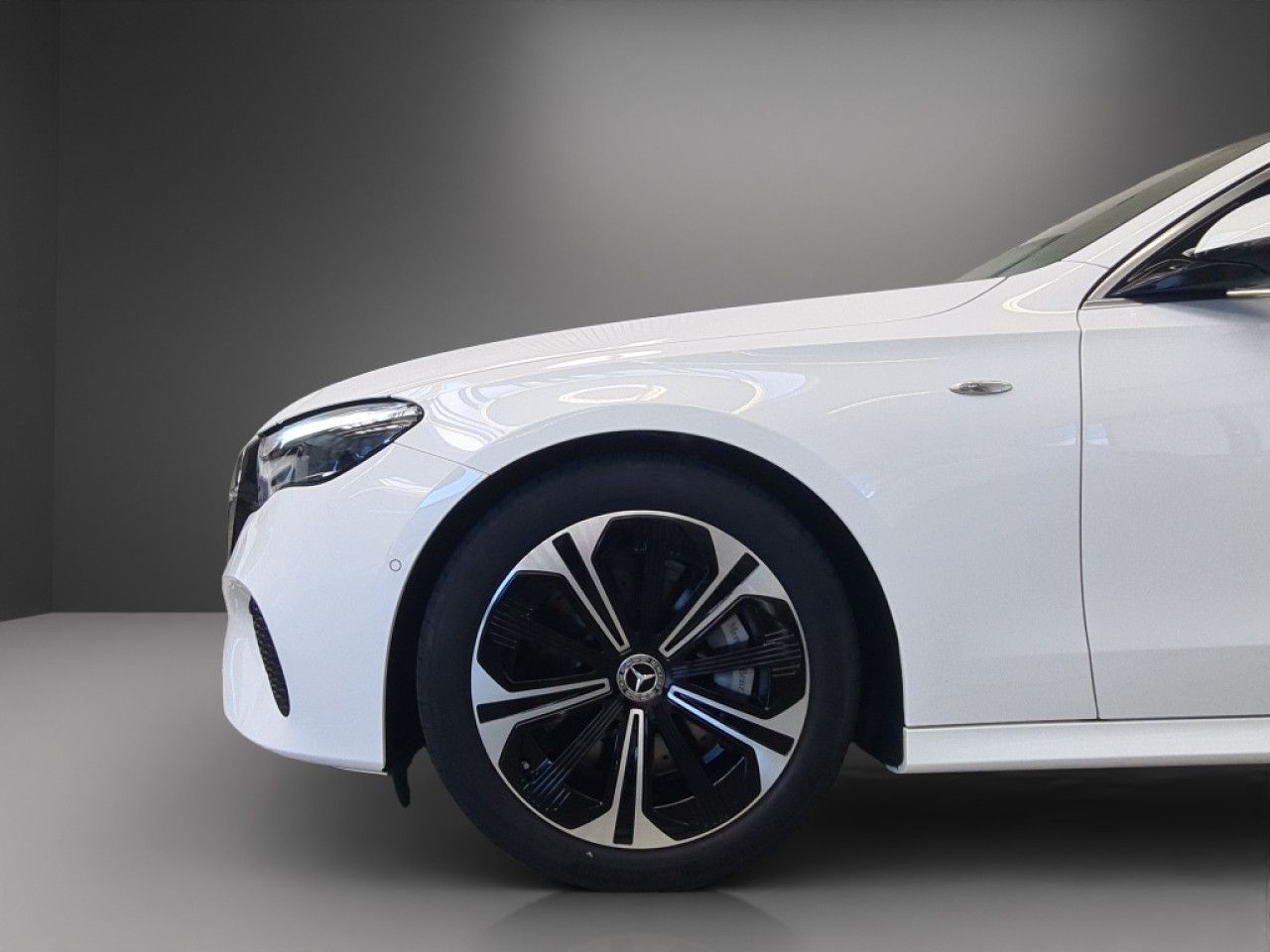 Mercedes-Benz E-Klasse – Bild 4