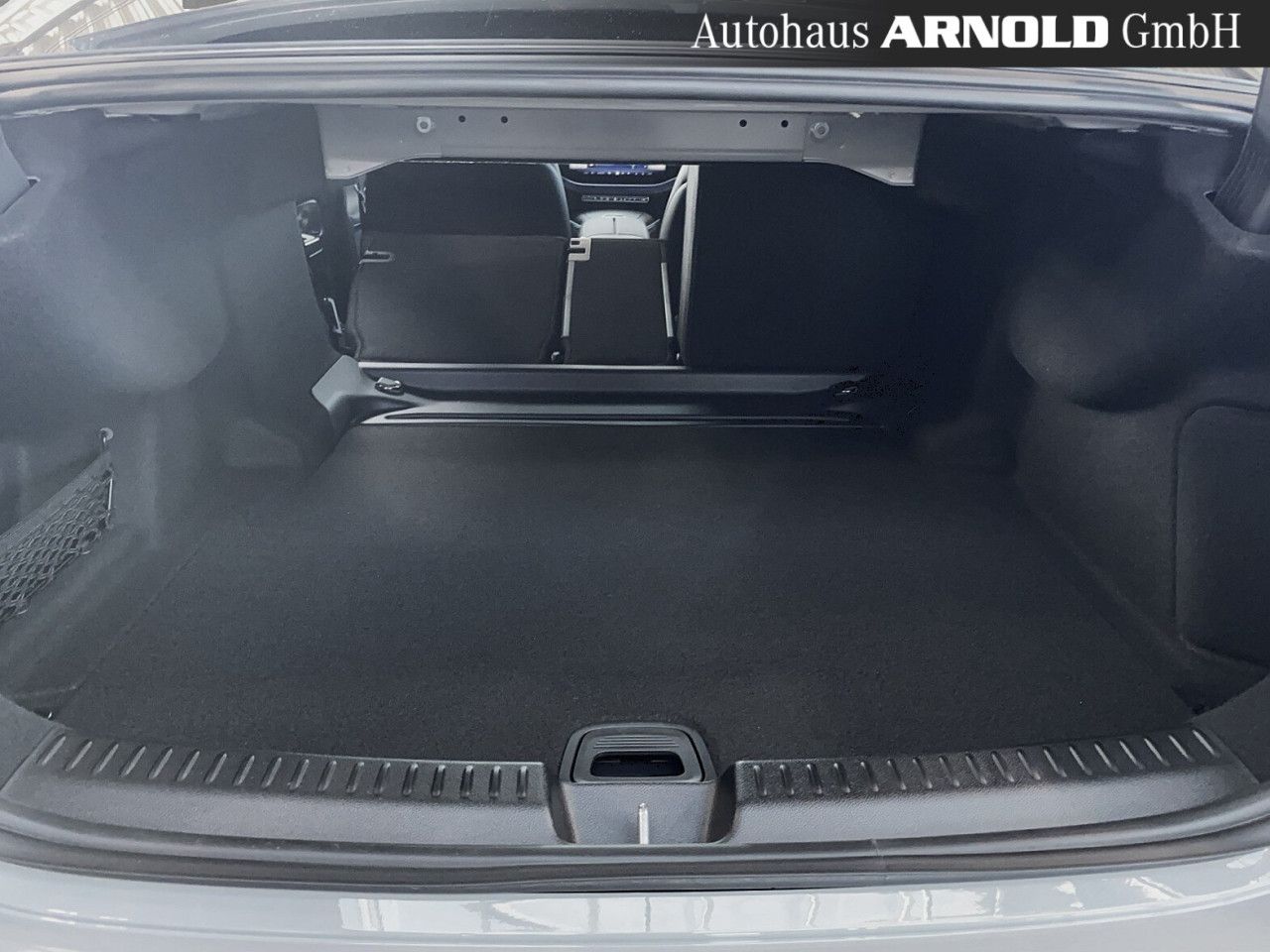 Mercedes-Benz E-Klasse – Bild 11