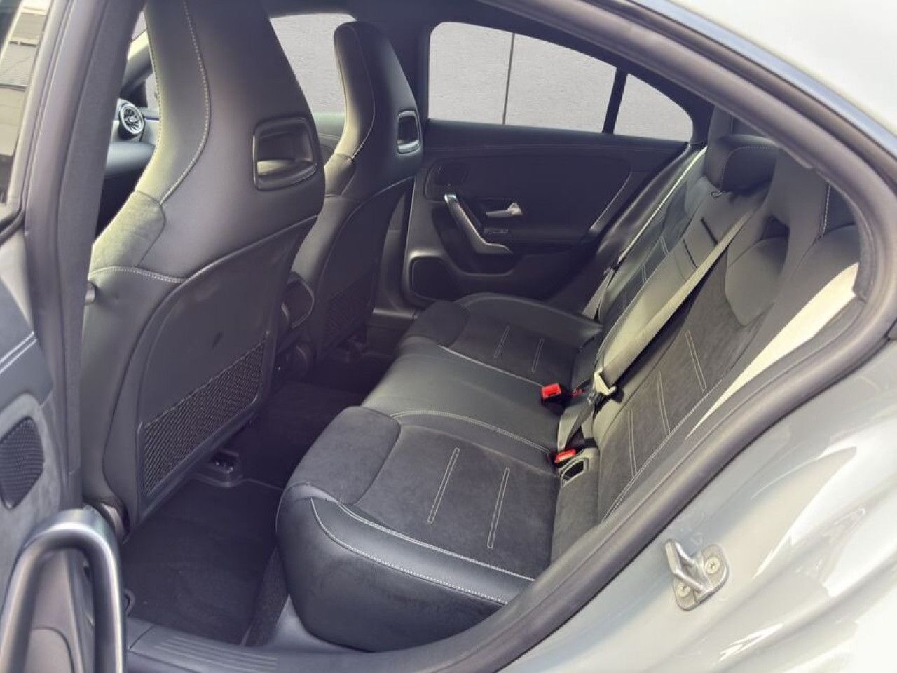 Fahrzeugbild 18 / 25