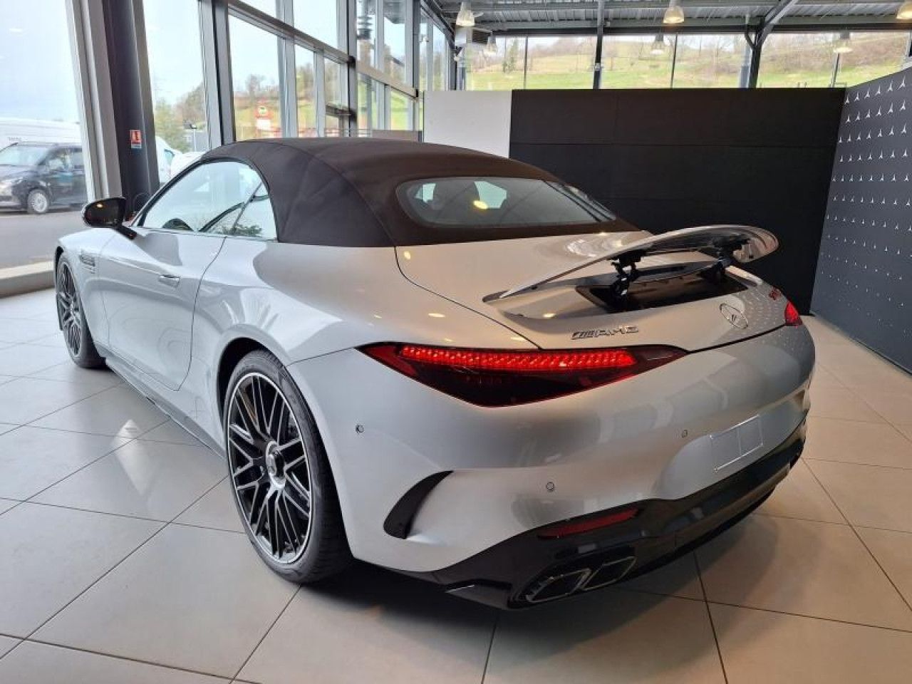 Photo du v&eacute;hicule 12 / 18