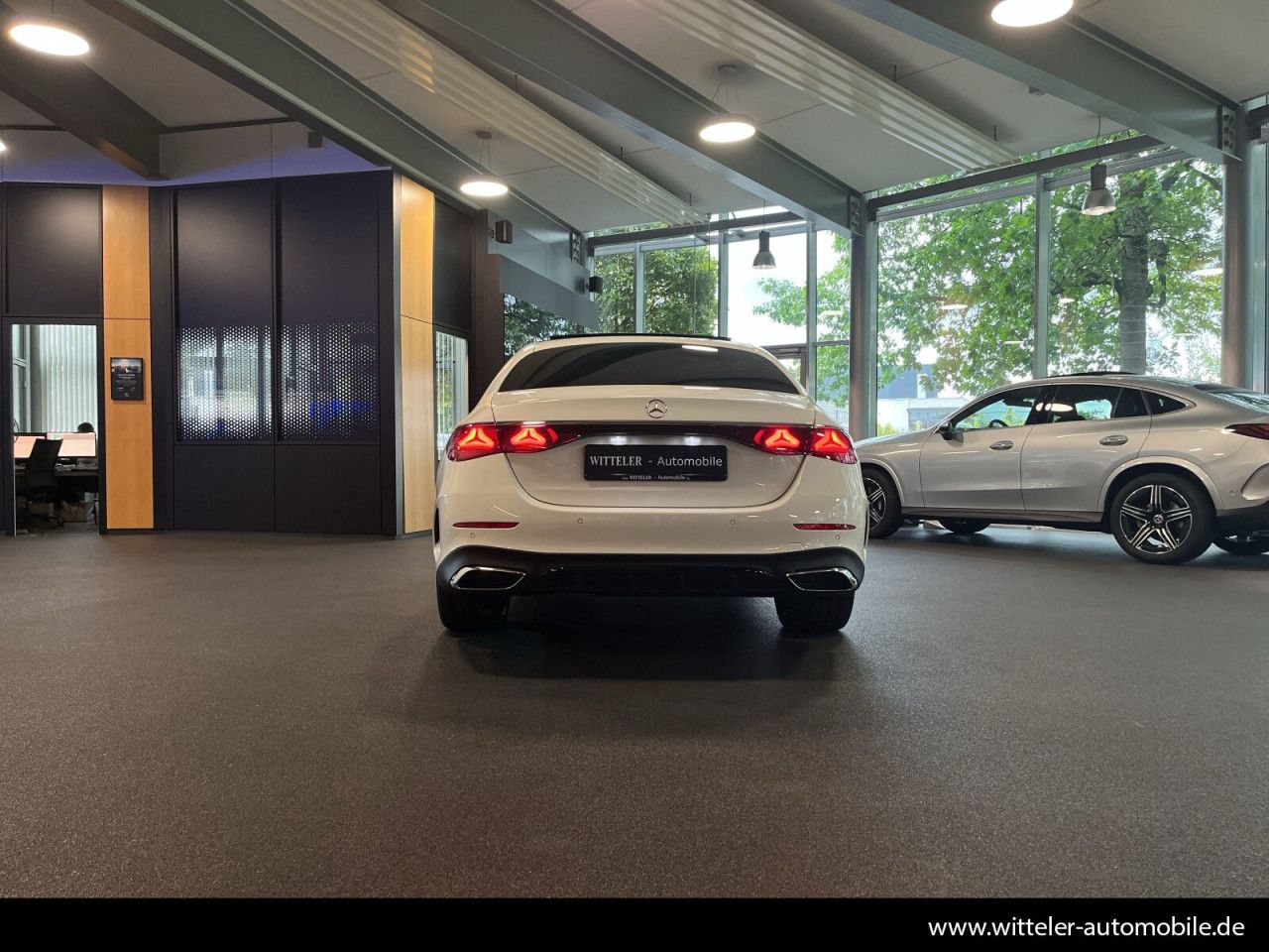 Mercedes-Benz E-Klasse – Bild 12