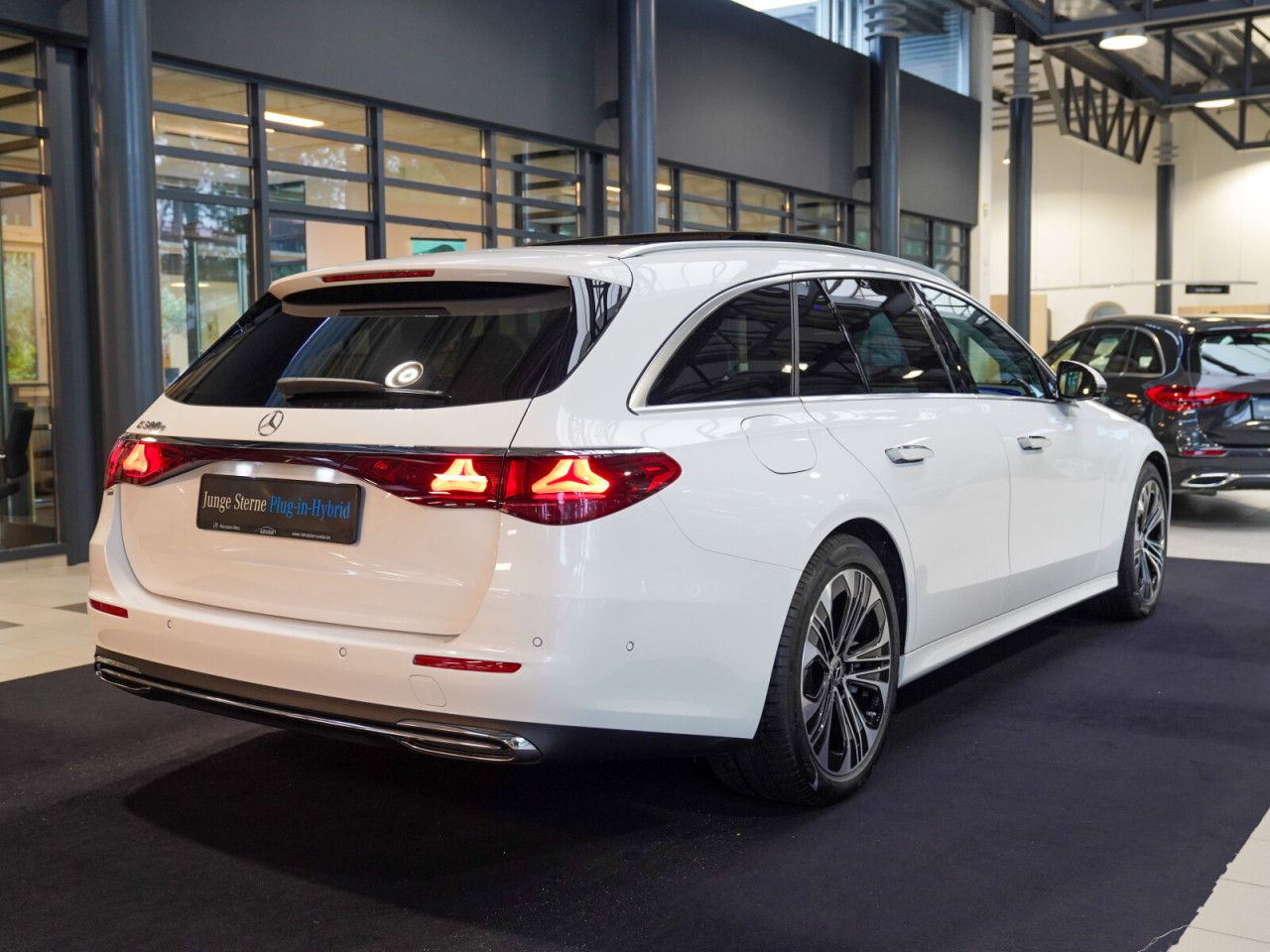 Mercedes-Benz E-Klasse – Bild 4