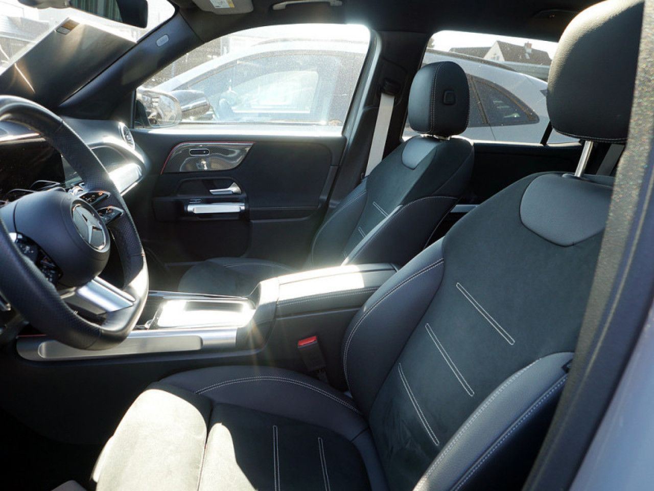 Mercedes-Benz GLB – Bild 15