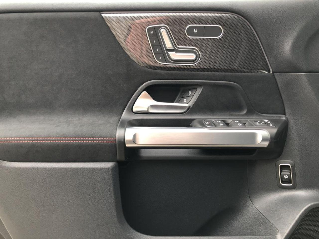 Mercedes-Benz GLB – Bild 15